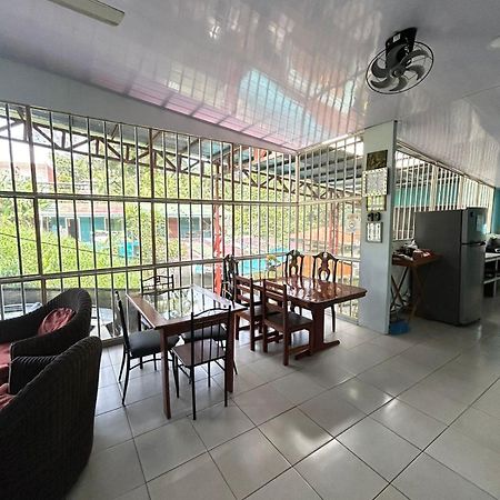 Blue Morpho House B&B Manuel Antonio Extérieur photo
